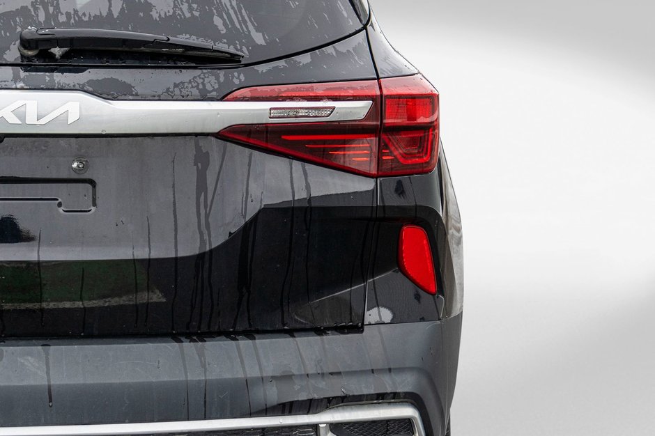 Kia Seltos SX TURBO AWD CUIR TOIT NAV 2022 1 PRORPIO PAS DE RECLAMATION AU CARFAX