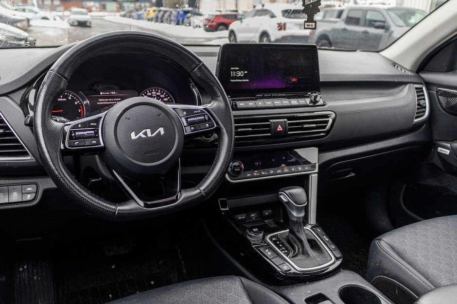 Kia Seltos SX TURBO AWD CUIR TOIT NAV 2022 1 PRORPIO PAS DE RECLAMATION AU CARFAX