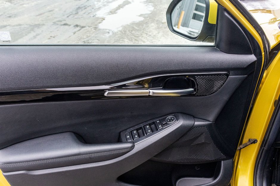 2022 Kia SELTOS EX AWD AUTO (PREM PAINT) EX AWD CUIR TOIT 1 OWNER