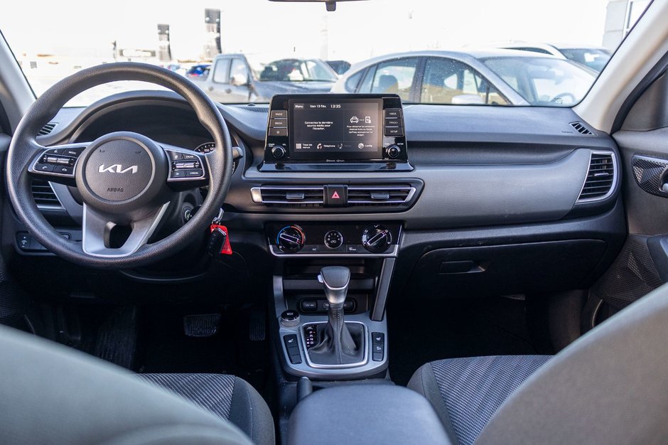 Kia Seltos LX NOIR AUTOM 48776KM 2022 1 PROPRIO