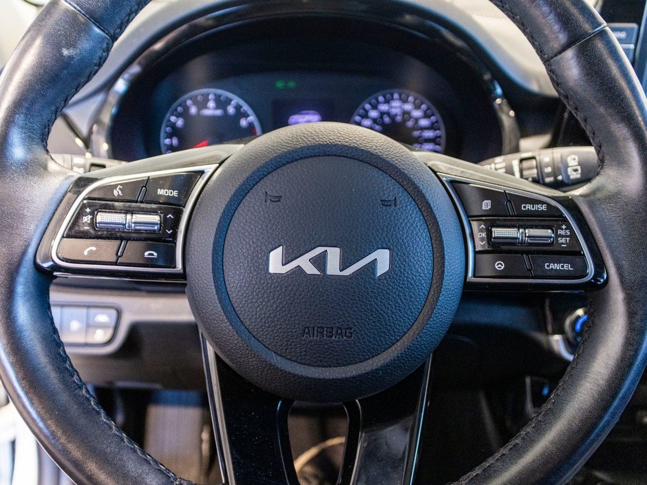 Kia Seltos EX AWD BLANC CUIR TOIT BAS KILO 2022 1 PROPRIO PAS DE RECLAMATION AU CARFAX