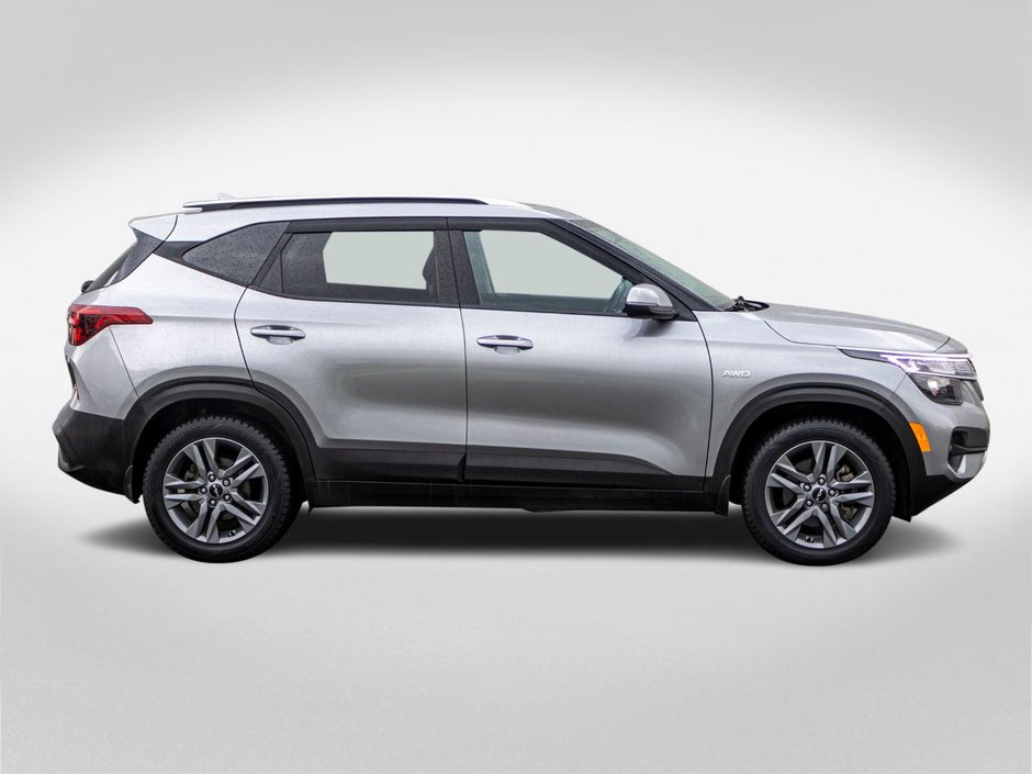 Kia Seltos LX AWD AUTOM GRIS 2022 1 PROPRIO PAS DE RECLAMATION AU CARFAX