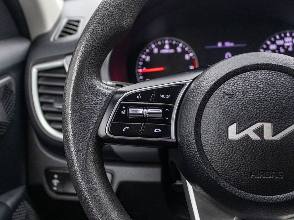 Kia Seltos LX AWD AUTOM GRIS 2022 1 PROPRIO PAS DE RECLAMATION AU CARFAX
