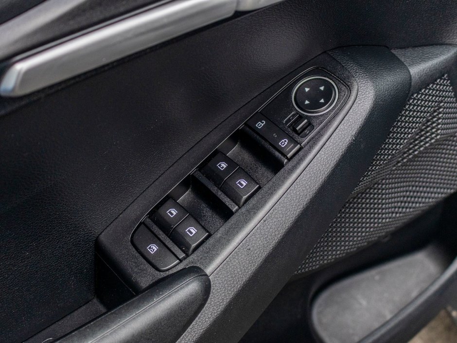 Kia Seltos LX AWD AUTOM GRIS 2022 1 PROPRIO PAS DE RECLAMATION AU CARFAX