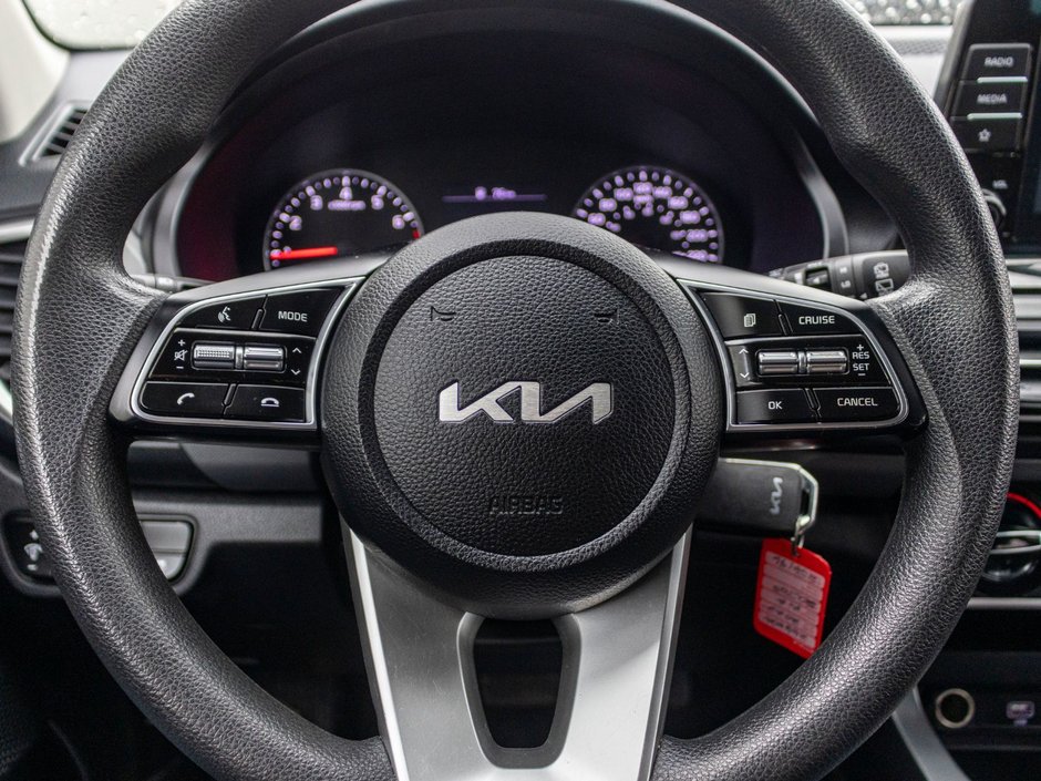 Kia Seltos LX AWD AUTOM GRIS 2022 1 PROPRIO PAS DE RECLAMATION AU CARFAX