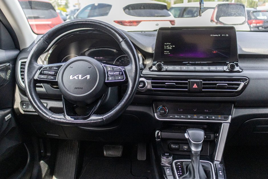 2023 Kia Seltos SX TURBO BLEU CUIR TOIT NAV 1 OWNER NO CARFAX CLAIM