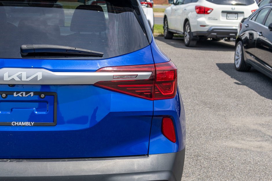 2023 Kia Seltos SX TURBO BLEU CUIR TOIT NAV 1 OWNER NO CARFAX CLAIM