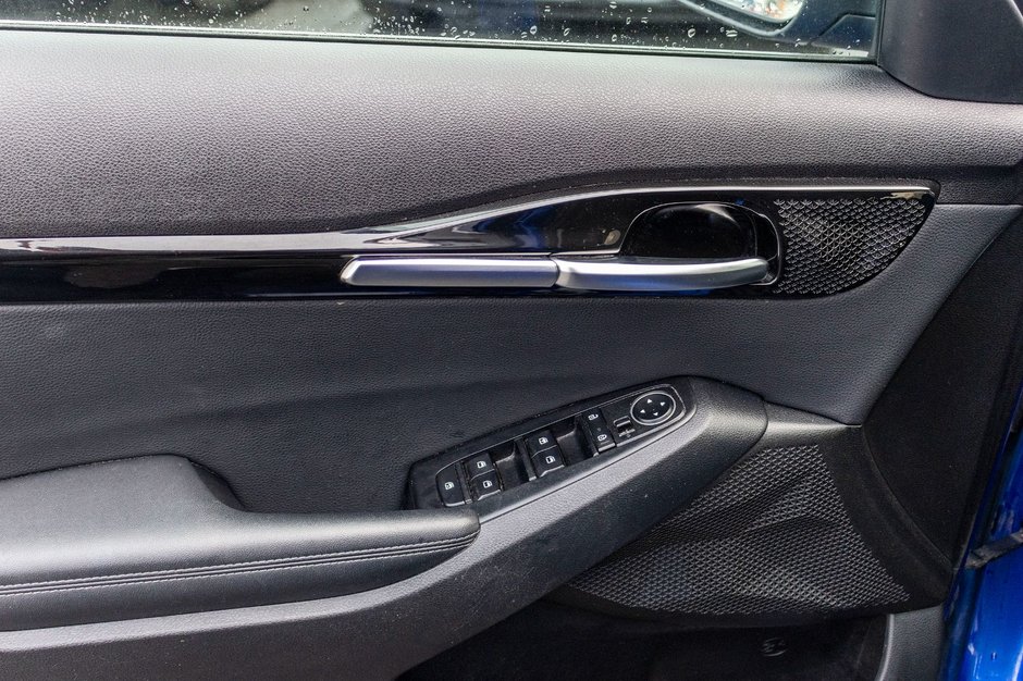 Kia Seltos EX AWD CUIR TOIT 2023 1 PROPRIO PAS DE RECLAMATION AU CARFAX