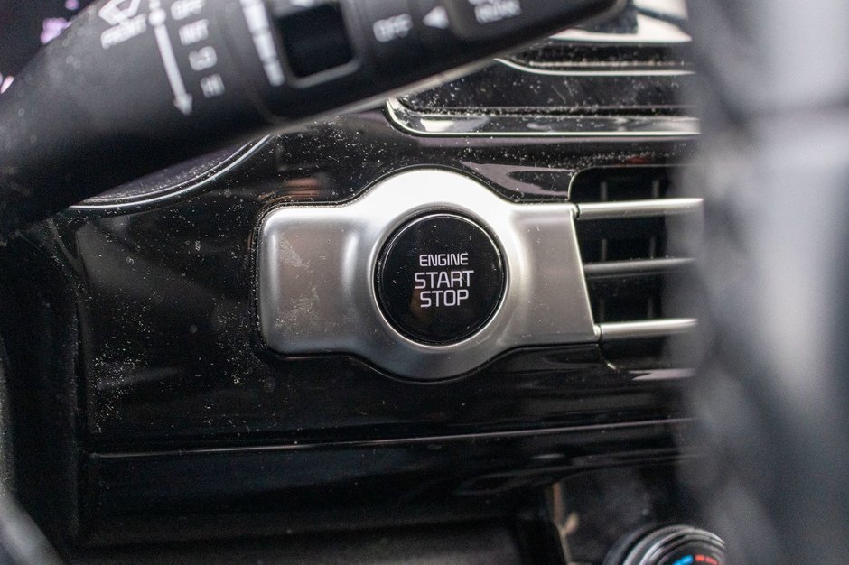 Kia Seltos EX AWD CUIR TOIT 2023 1 PROPRIO PAS DE RECLAMATION AU CARFAX