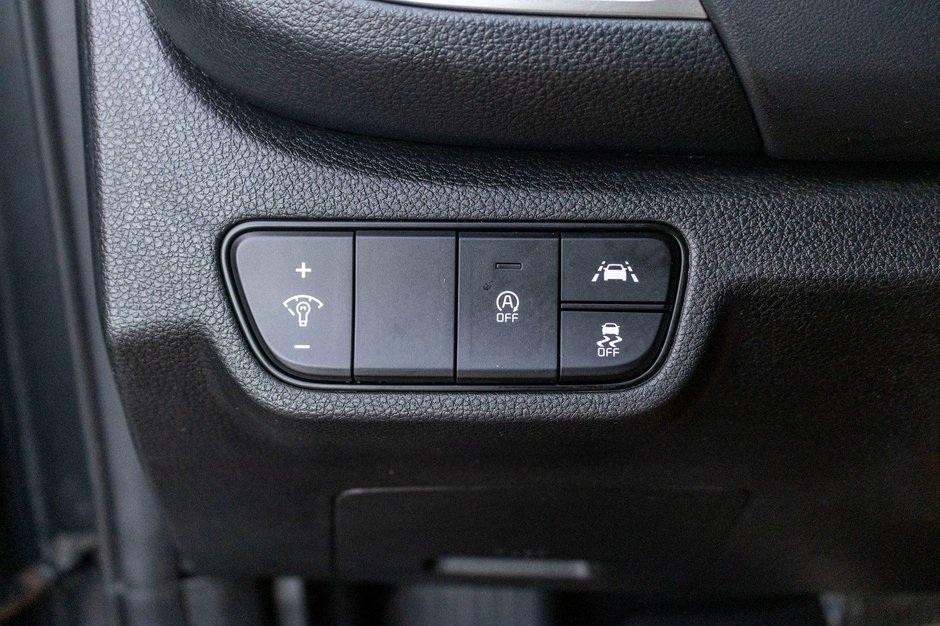 Kia Seltos EX PREMIUM AWD CUIR TOIT NAV 2023 1 PROPRIO PAS DE RECLAMATION AU CARFAX