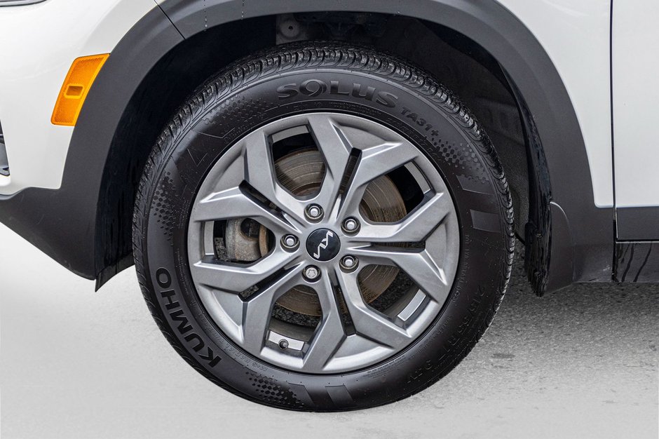 Kia Seltos LX AWD BLANC BAS KILO 2024 1 PROPRIO PAS DE RECLAMATION AU CARFAX
