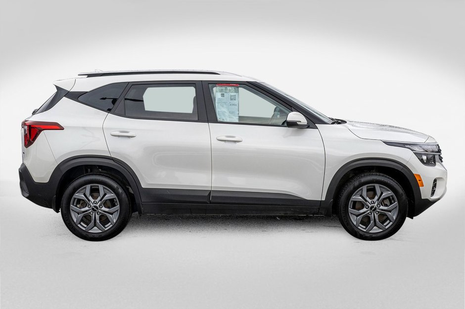 Kia Seltos LX AWD BLANC BAS KILO 2024 1 PROPRIO PAS DE RECLAMATION AU CARFAX