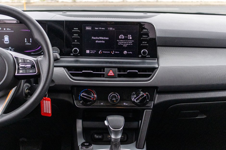 Kia Seltos LX AWD BLANC BAS KILO 2024 1 PROPRIO PAS DE RECLAMATION AU CARFAX