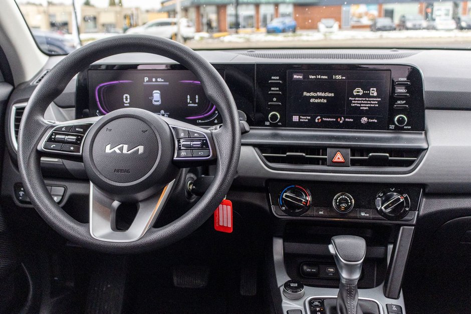 Kia Seltos LX AWD BLANC BAS KILO 2024 1 PROPRIO PAS DE RECLAMATION AU CARFAX