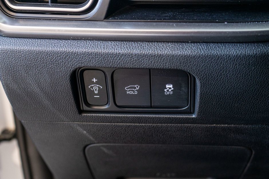 Kia SORENTO EX 2.5T AWD (PREM PAINT) EX AWD BLANC CUIR NOIR 977KM WOW 2025 EN INVENTAIRE