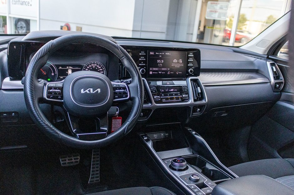 Kia Sorento Hybrid LX AWD HYBRID NOIR RARE 2022 PAS DE RECLAMTION AU CARFAX