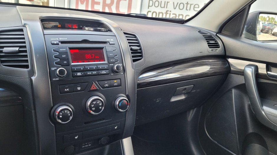 Kia Sorento LX V6 AWD 2012 AWD A BAS PRIX