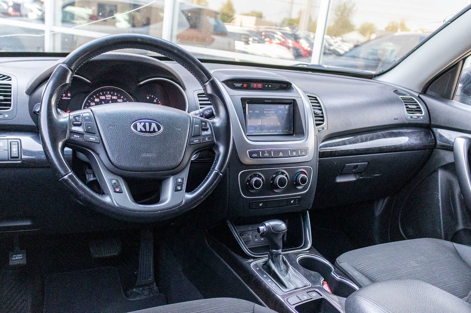 2014 Kia Sorento LX V6 AWD NOIR NO CARFAX CLAIM