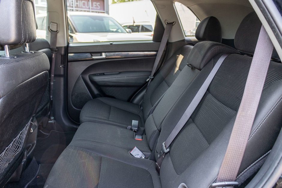 2014 Kia Sorento LX V6 AWD NOIR NO CARFAX CLAIM