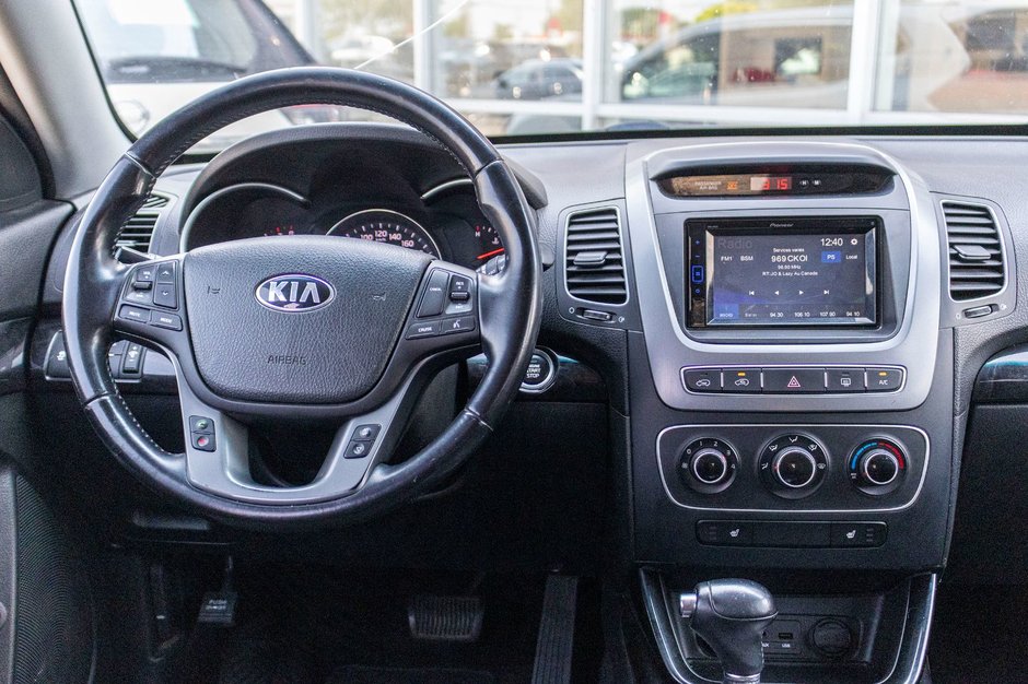 2014 Kia Sorento LX V6 AWD NOIR NO CARFAX CLAIM