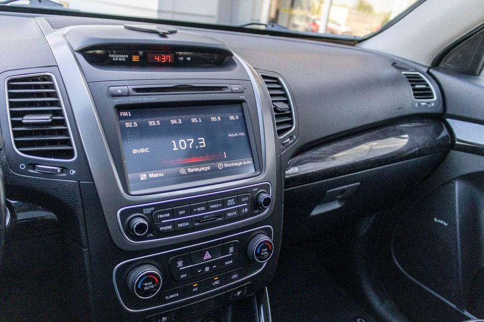 Kia Sorento SX V6 AWD CUIR TOIT NAVI 2015 7 PASSAGERS