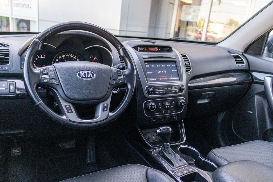 Kia Sorento SX V6 AWD CUIR TOIT NAVI 2015 7 PASSAGERS