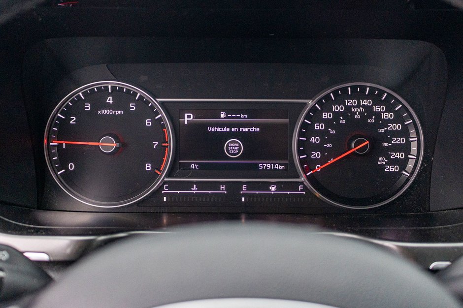 2022 Kia SORENTO LX 2.5L AWD (PREM PAINT) LX PREMIUM AWD 7 PASSAGERS 1 OWNER NO CARFAX CLAIM