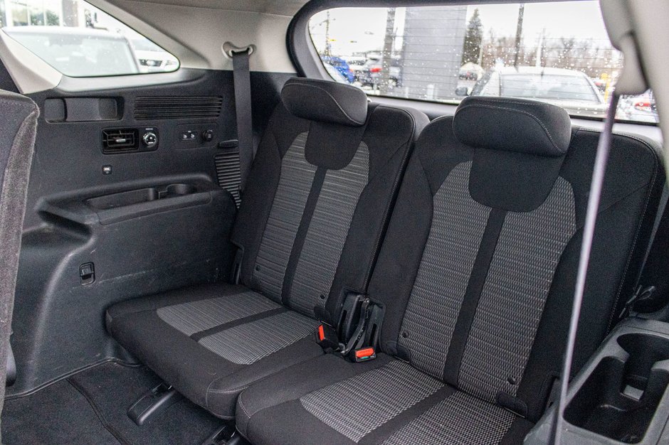 2022 Kia SORENTO LX 2.5L AWD (PREM PAINT) LX PREMIUM AWD 7 PASSAGERS 1 OWNER NO CARFAX CLAIM