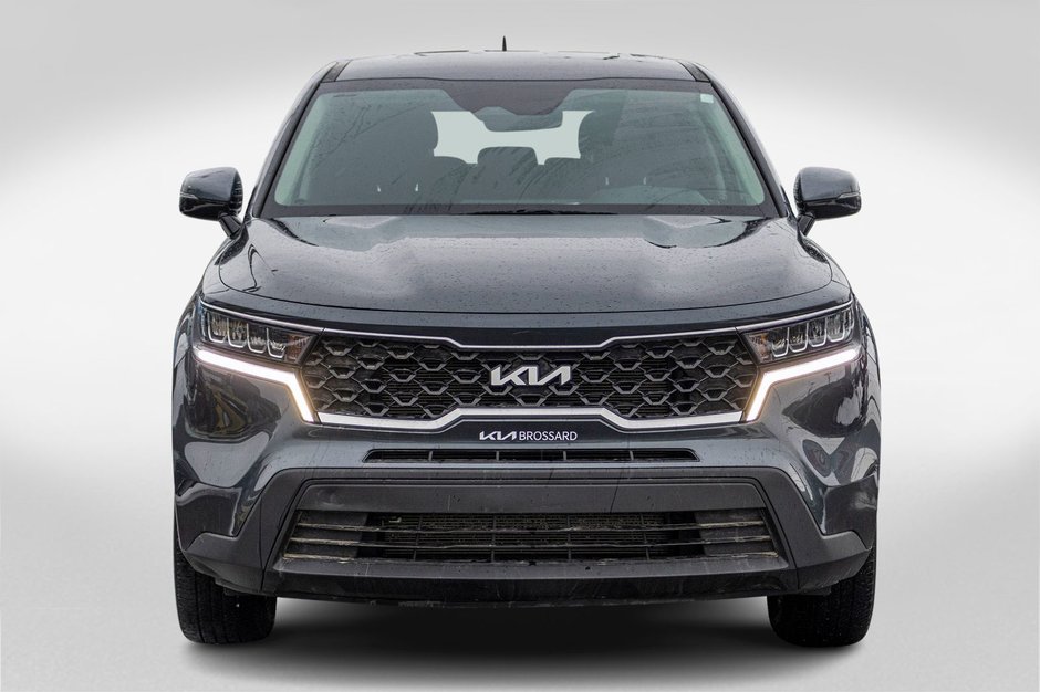 2022 Kia SORENTO LX 2.5L AWD (PREM PAINT) LX PREMIUM AWD 7 PASSAGERS 1 OWNER NO CARFAX CLAIM