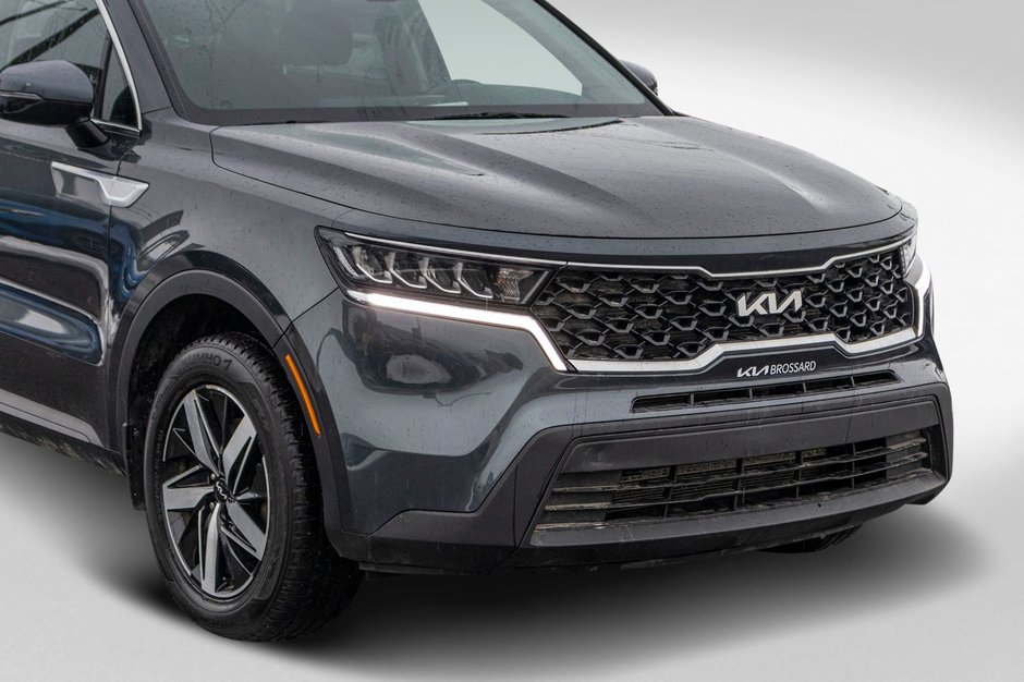 2022 Kia SORENTO LX 2.5L AWD (PREM PAINT) LX PREMIUM AWD 7 PASSAGERS 1 OWNER NO CARFAX CLAIM