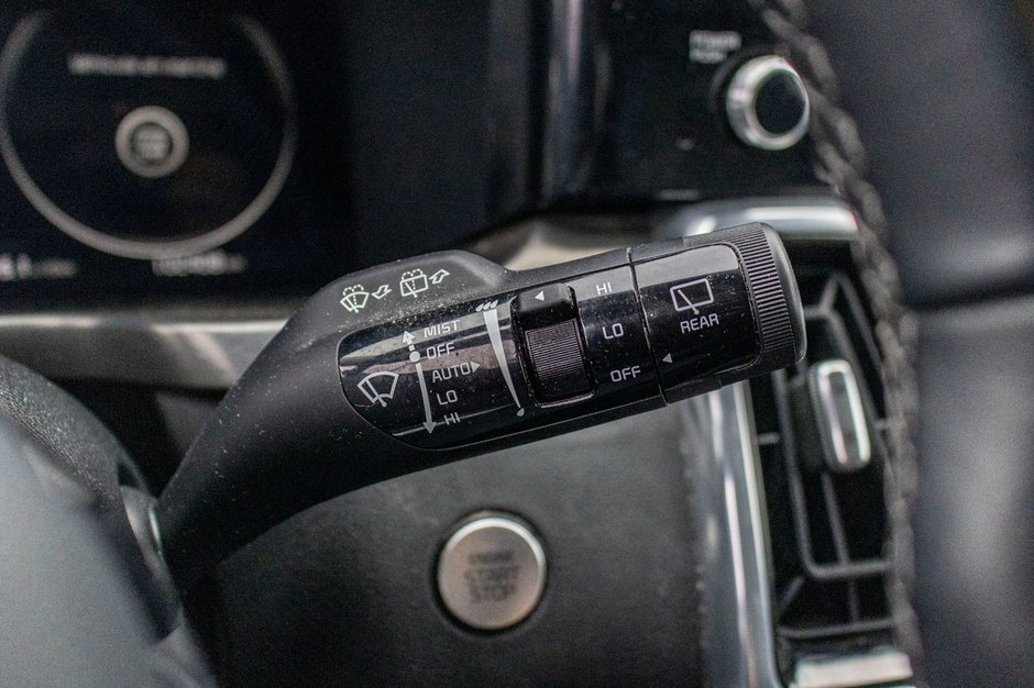 2023 Kia Sorento SX AWD 6 PASSAGERS NEW WINDSHIELD