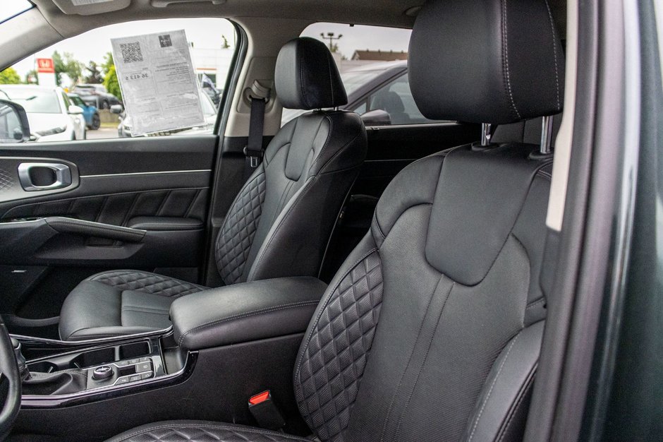 2023 Kia Sorento SX AWD 6 PASSAGERS NEW WINDSHIELD
