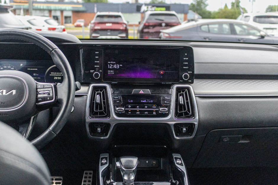 2023 Kia Sorento SX AWD 6 PASSAGERS NEW WINDSHIELD