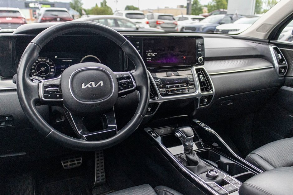 2023 Kia Sorento SX AWD 6 PASSAGERS NEW WINDSHIELD