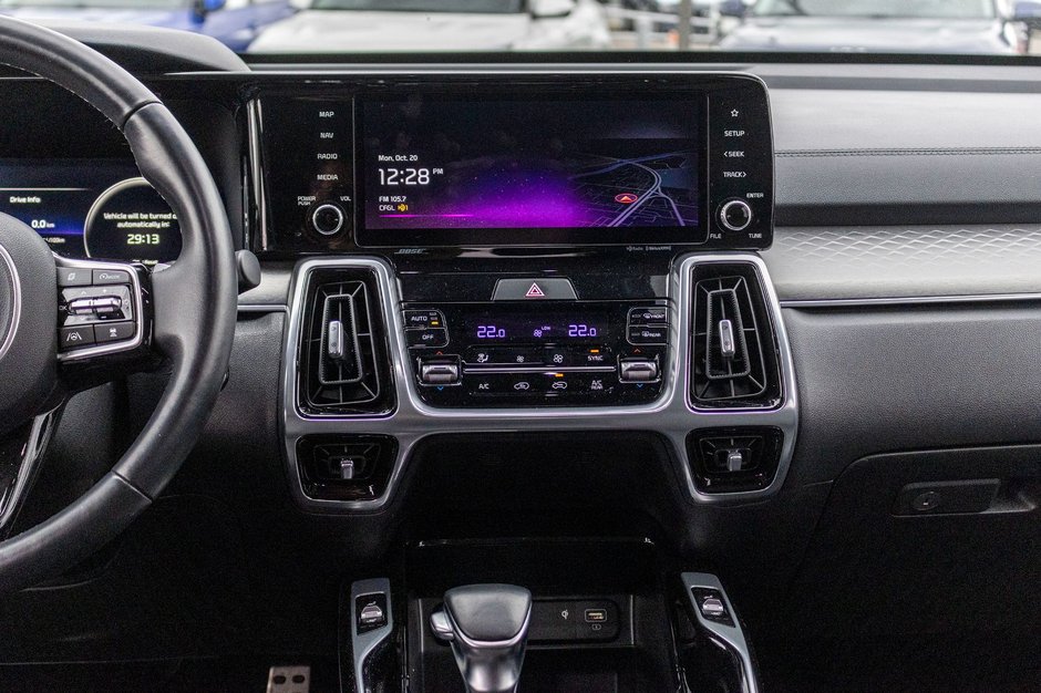 Kia Sorento SX AWD 6 PASS CUIR TOIT NAV 2023 1 PROPRIO PAS DE RECLAMATION AU CARFAX