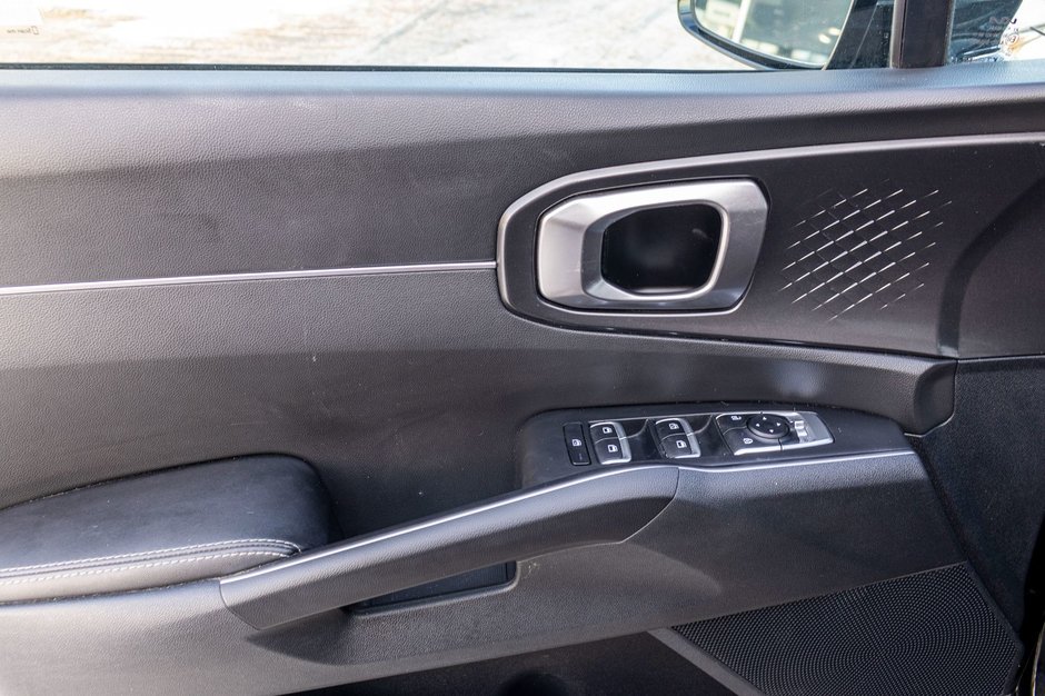 Kia Sorento X-LINE AWD NOIR BAS KILO 2023 1 PROPRIO PAS DE RECLAMATION AU CARFAX