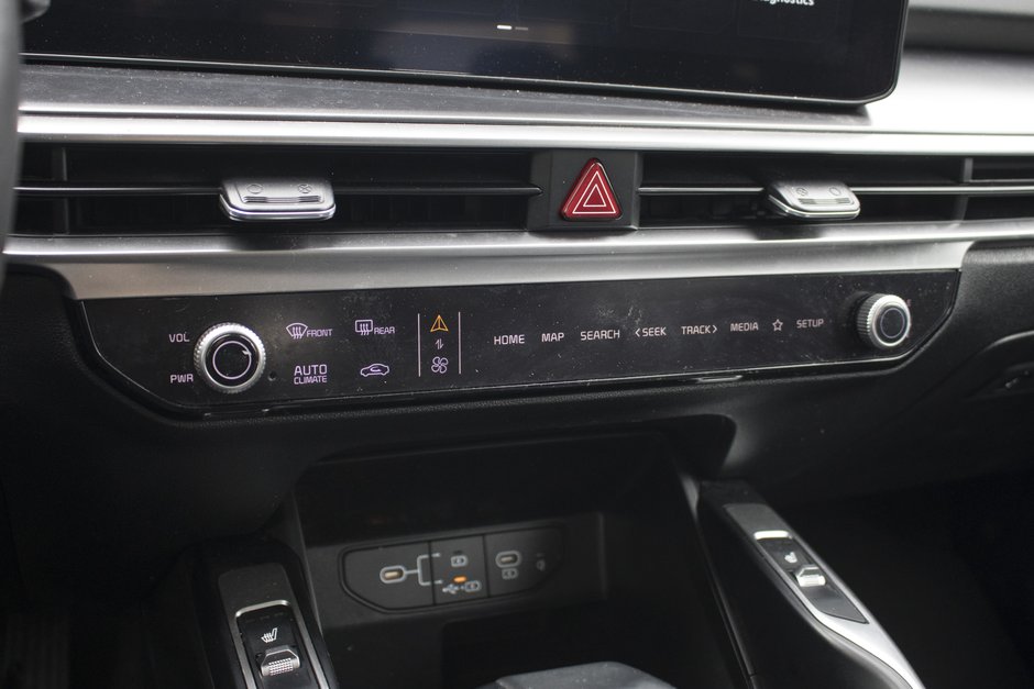 Kia SORENTO EX 2.5T AWD (PREM PAINT) EX AWD CUIR NOIR SUR NOIR 2024 1 PROPRIO PAS DE RECLAMATION AU CARFAX