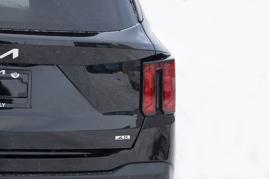 Kia SORENTO EX 2.5T AWD (PREM PAINT) EX AWD CUIR NOIR SUR NOIR 2024 1 PROPRIO PAS DE RECLAMATION AU CARFAX