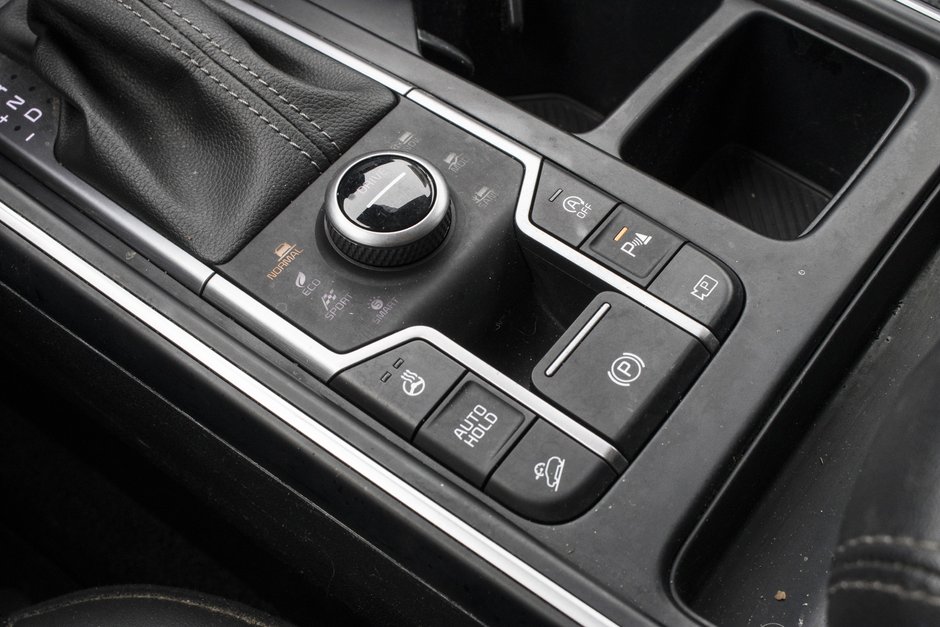 Kia SORENTO EX 2.5T AWD (PREM PAINT) EX AWD CUIR NOIR SUR NOIR 2024 1 PROPRIO PAS DE RECLAMATION AU CARFAX