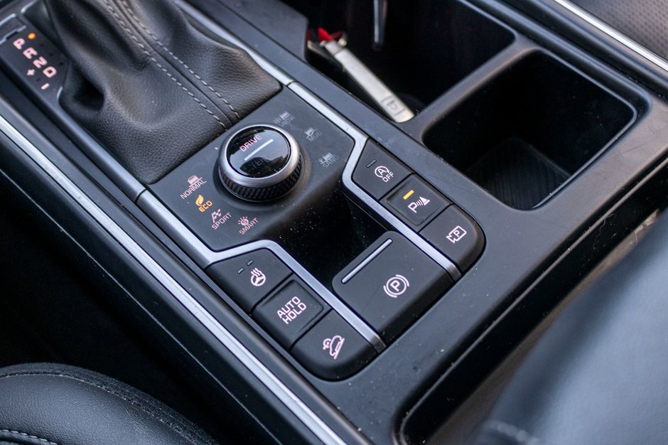 Kia Sorento EX AWD NOIR CUIR 36470KM 2024 PAS DE RECLAMATION AU CARFAX