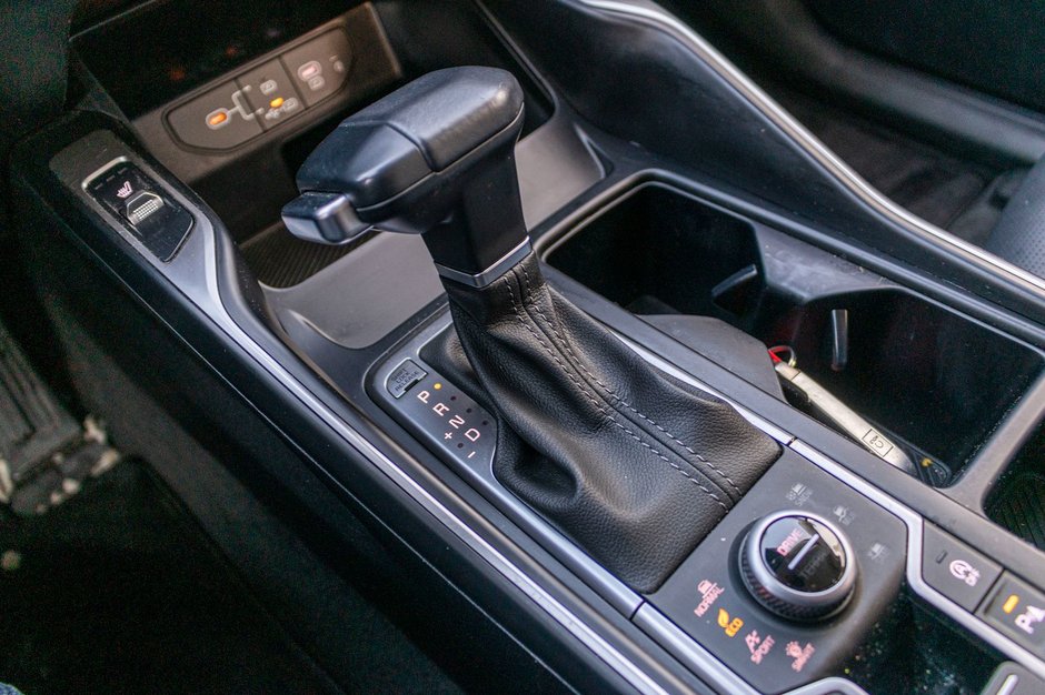 Kia Sorento EX AWD NOIR CUIR 36470KM 2024 PAS DE RECLAMATION AU CARFAX