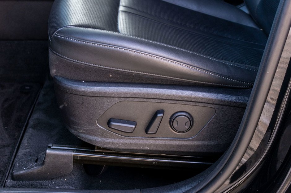 Kia Sorento EX AWD NOIR CUIR 36470KM 2024 PAS DE RECLAMATION AU CARFAX