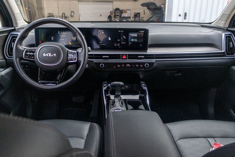2025 Kia Sorento X-LINE CUIR TOIT AWD COMME NEUF 1 OWNER NO CARFAX CLAIM