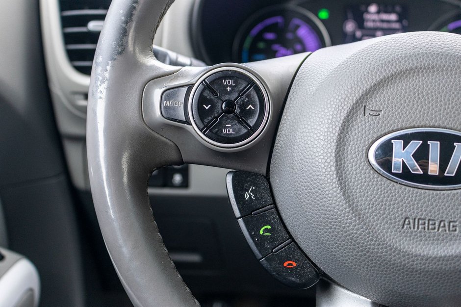 2017 Kia Soul EV LUXURY AUTOM NOIR NO CARFAX CLAIM
