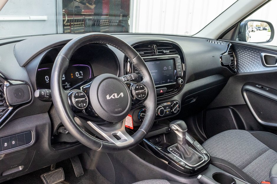 2023 Kia Soul EX AUTOM A/C CAMERA MAGS 1 OWNER NO CARFAX CLAIM