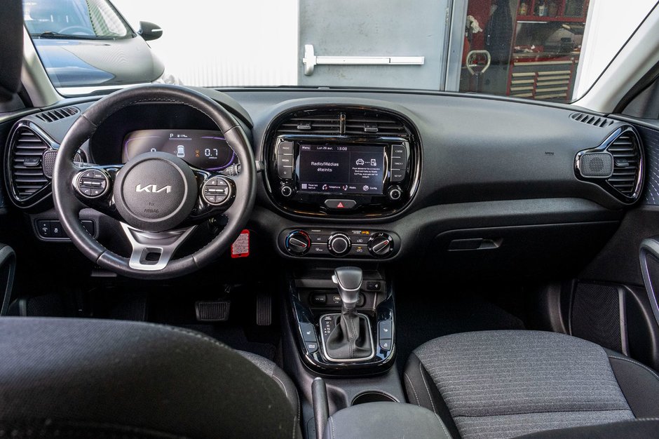 2023 Kia Soul EX AUTOM A/C CAMERA MAGS 1 OWNER NO CARFAX CLAIM