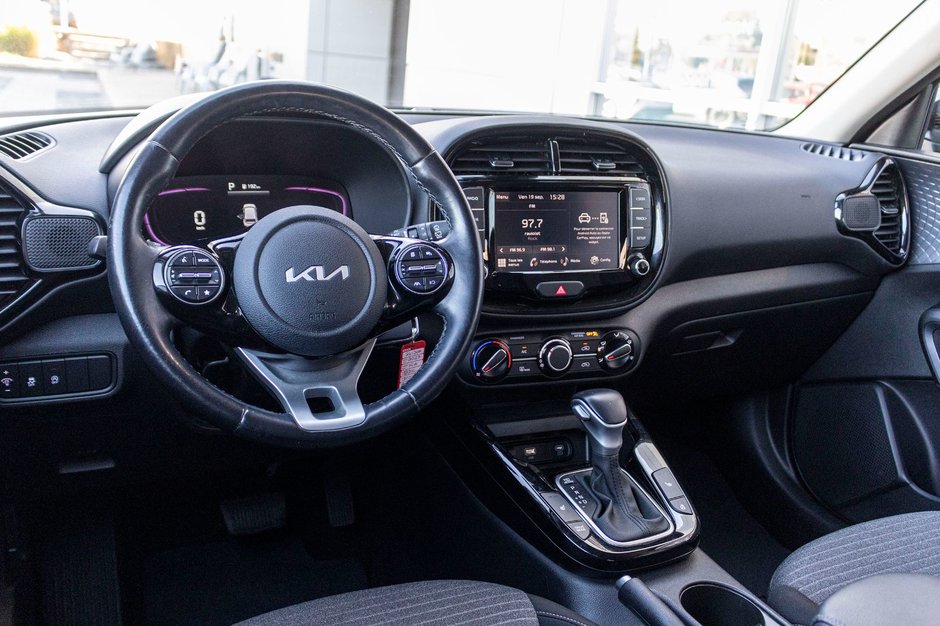 Kia Soul EX AUTOM A/C CAMERA BAS KILO 2023 1 PROPRIO PAS DE RECLAMATION AU CARFAX