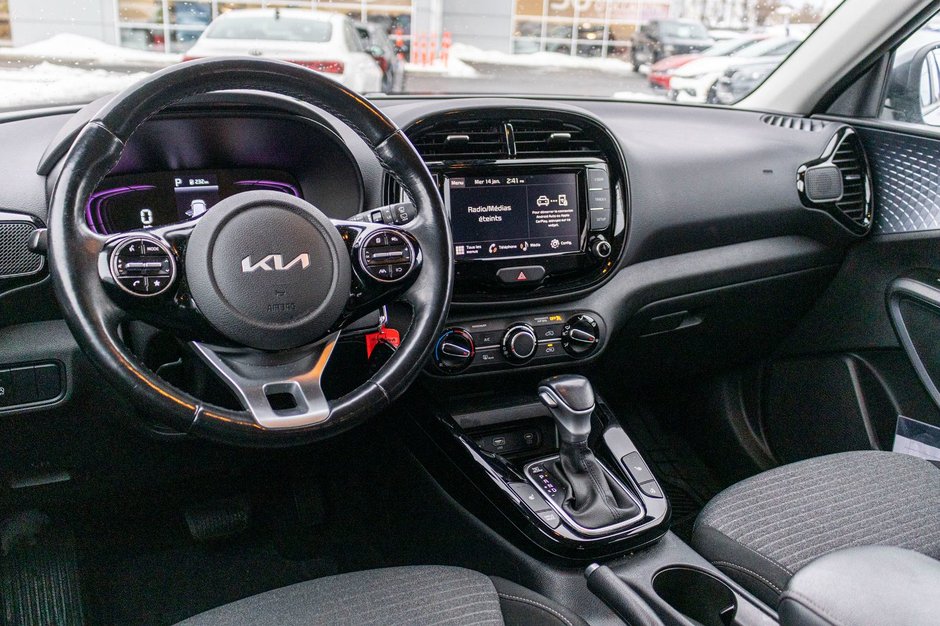 2023 Kia SOUL 2.0L EX IVT (PREMIUM PAINT) EX AUTOM A/C CAMERA BAS KILO 1 OWNER NO CARFAX CLAIM