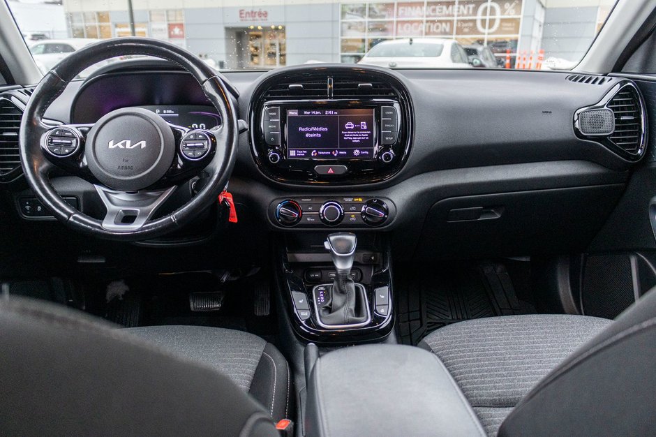 2023 Kia SOUL 2.0L EX IVT (PREMIUM PAINT) EX AUTOM A/C CAMERA BAS KILO 1 OWNER NO CARFAX CLAIM