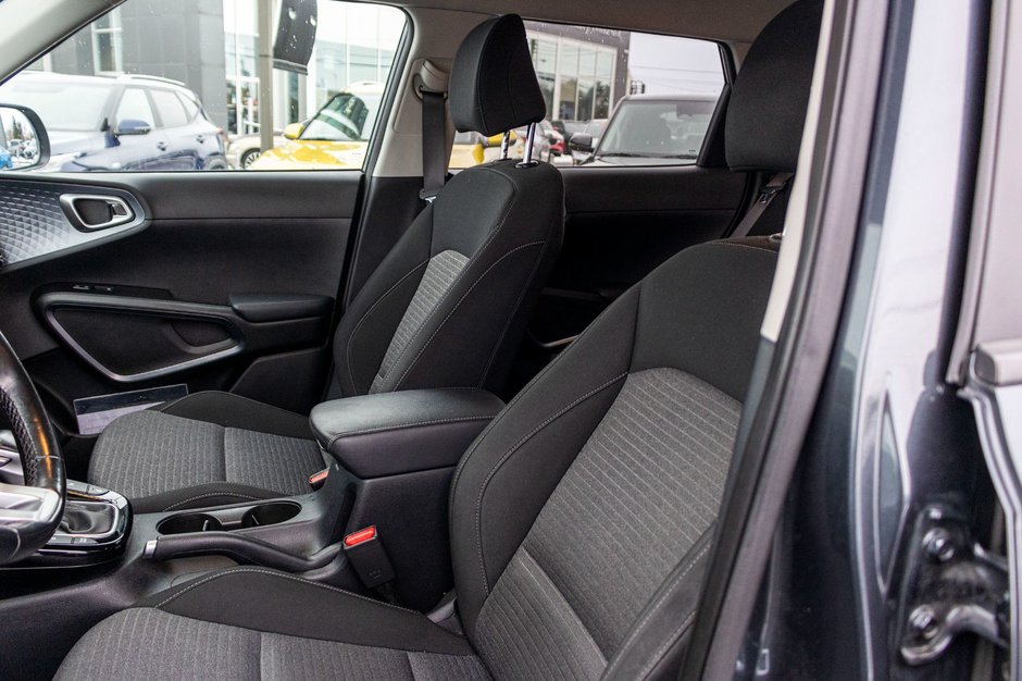 2023 Kia SOUL 2.0L EX IVT (PREMIUM PAINT) EX AUTOM A/C CAMERA BAS KILO 1 OWNER NO CARFAX CLAIM